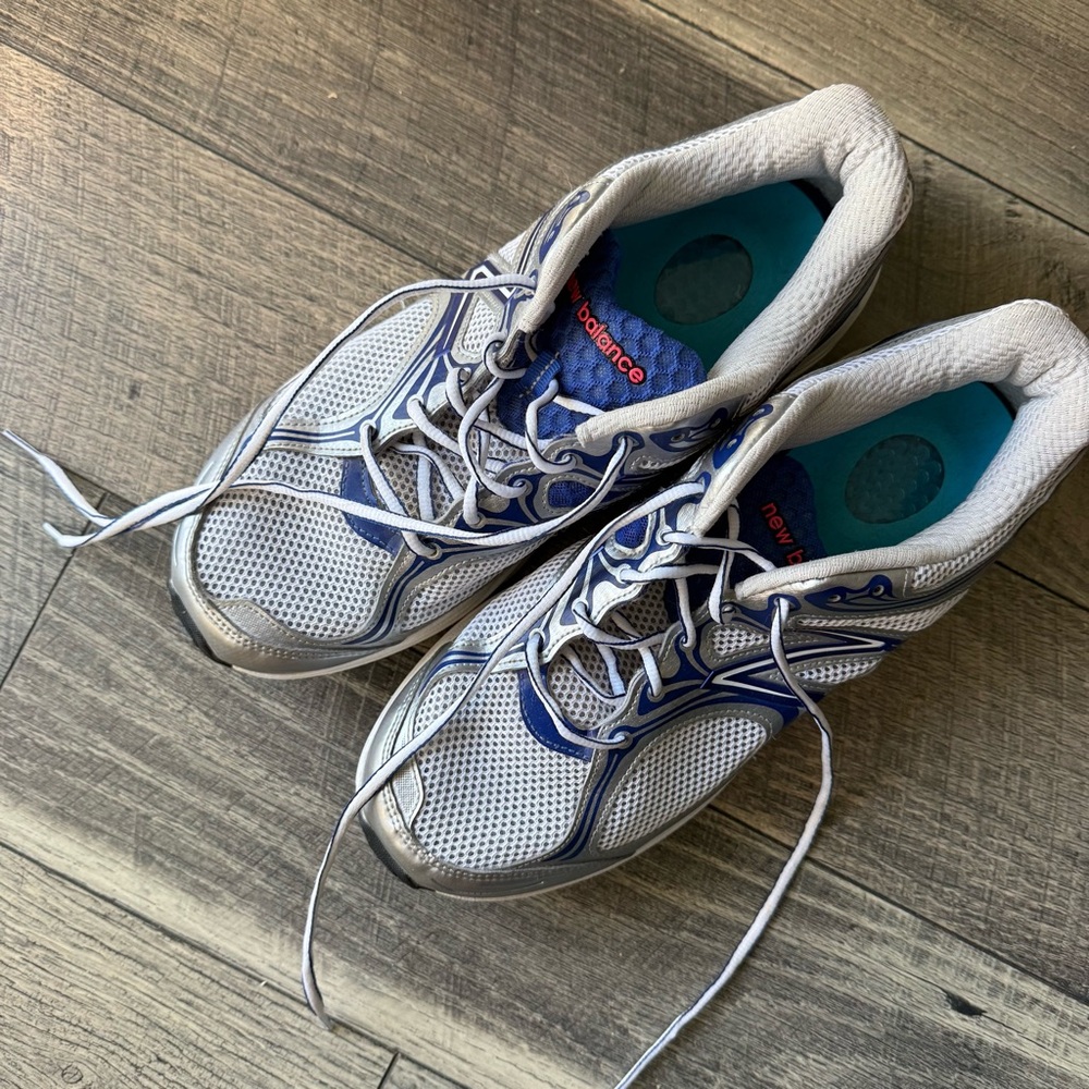 New Balance 840v2 Blue White Gray Athletic Shoes Size 13